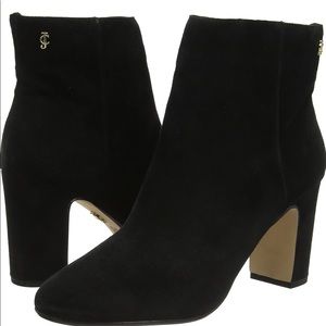 Juicy Couture Black Label Suede Booties | Sz 8.5
